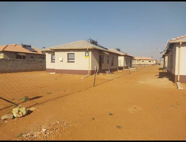 3 BEDROOM HOUSE FOR SALE IN DAWN PARK